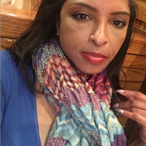 Boho fringe scarf - Picture 2 of 2